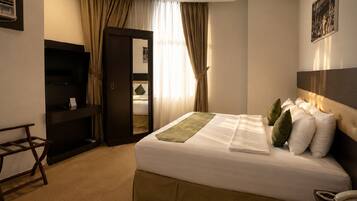 Deluxe Suite | Iron/ironing board, WiFi (free)