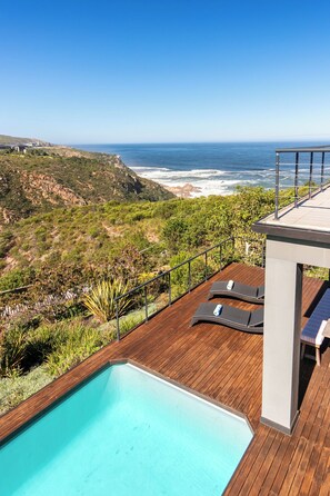 Unclassified image, 4 of 37, button - Stunning 5-bedroom spacious house with pool in Knysna. A perfect for family home (Knysna)