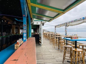 Bar (in der Unterkunft)