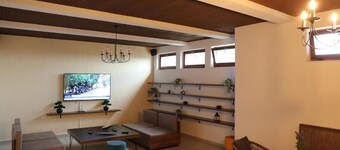 Hotel Hiserra