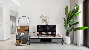 Interior - Golden Hour 1BR | Creek Beach with Lagoon Access (Dubai)