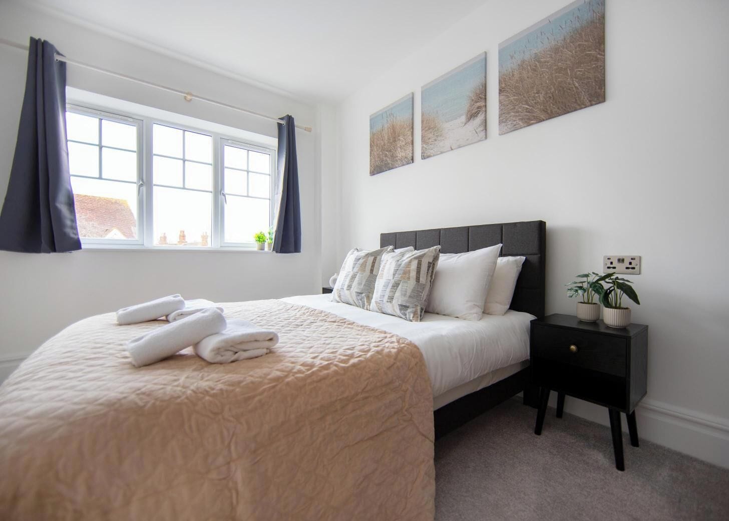 Comfort House, 4 Bedrooms, Non Smoking | Iron/ironing board