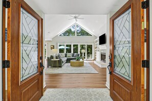 Interior - Sunset Rentals | Port Tack 67 (Hilton Head Island)