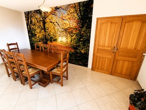Dining - Partial rental of our large vacation home (up to 9 people) (Peyrat-de-Bellac)