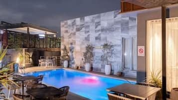 Piscine extérieure