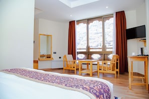 Deluxe Double or Twin Room, Mountain View | WiFi (free) - Hotel Zirikha (Thimphu)