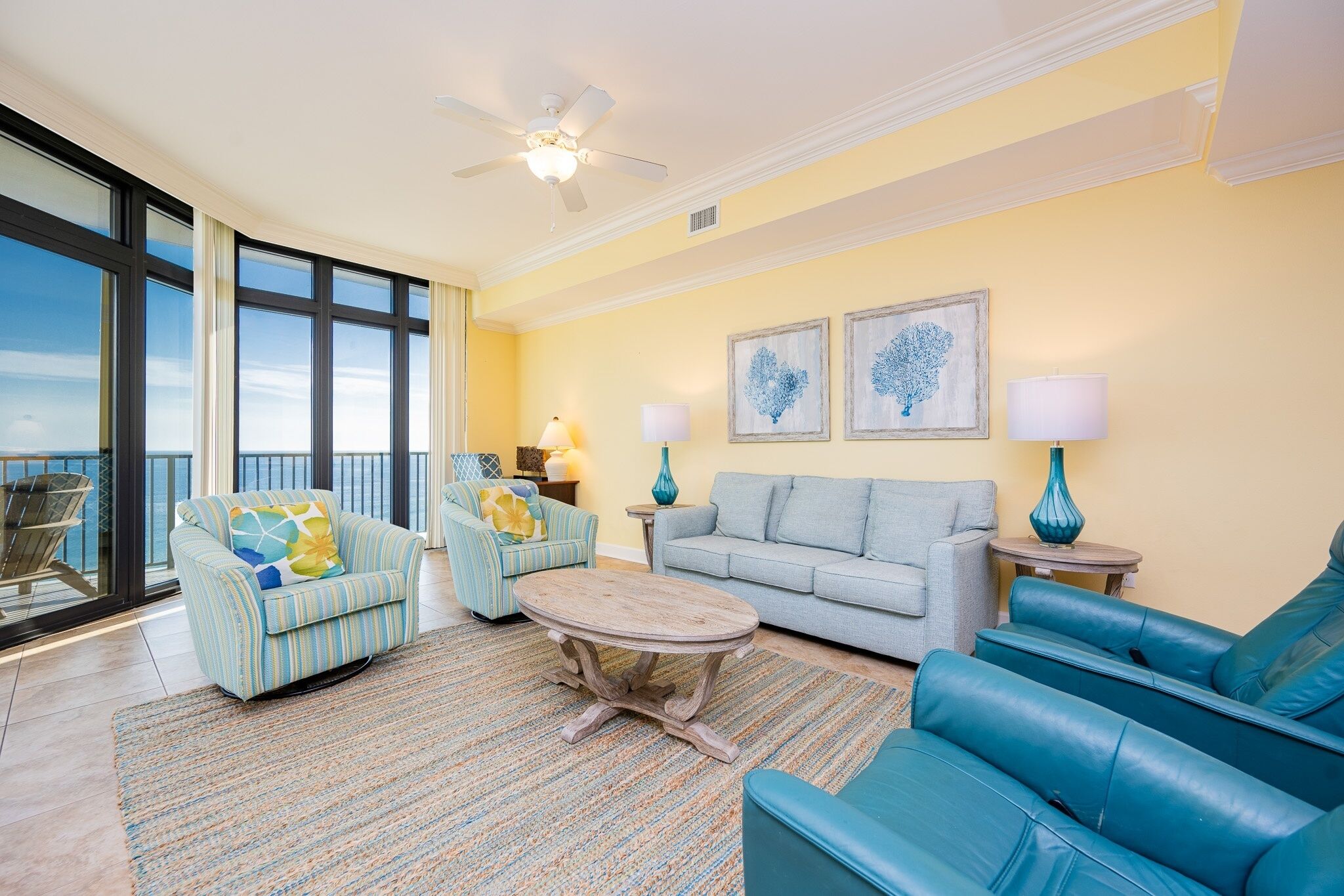 Condo, 3 Bedrooms | Living area