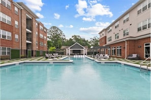 Pool - Newly Remodeled Condo Minutes to UA w/ 2 King Beds & Brand New Furniture (Tuscaloosa)