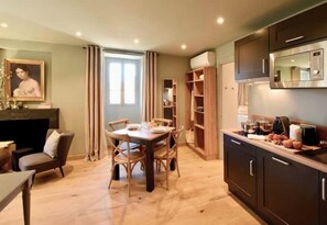 Dining - Vrbo Property (Corse-du-Sud)