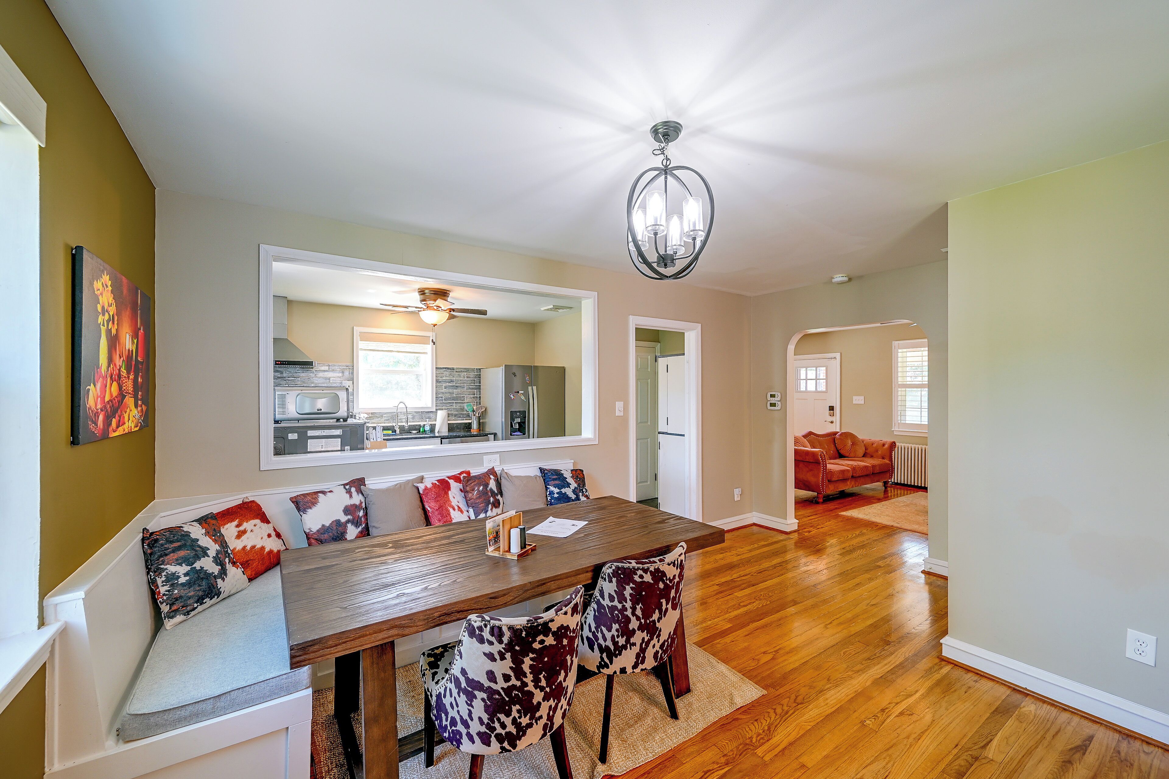House (3 Bedrooms) | Interior