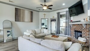 House (3 Bedrooms) | Interior - Home w/ Pool & Outdoor Entertainment in Gonzales (Gonzales)