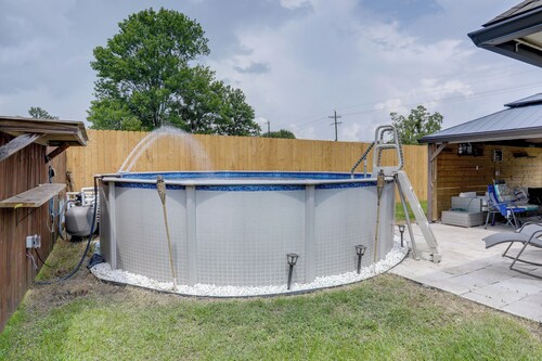 Home w/ Pool & Outdoor Entertainment in Gonzales