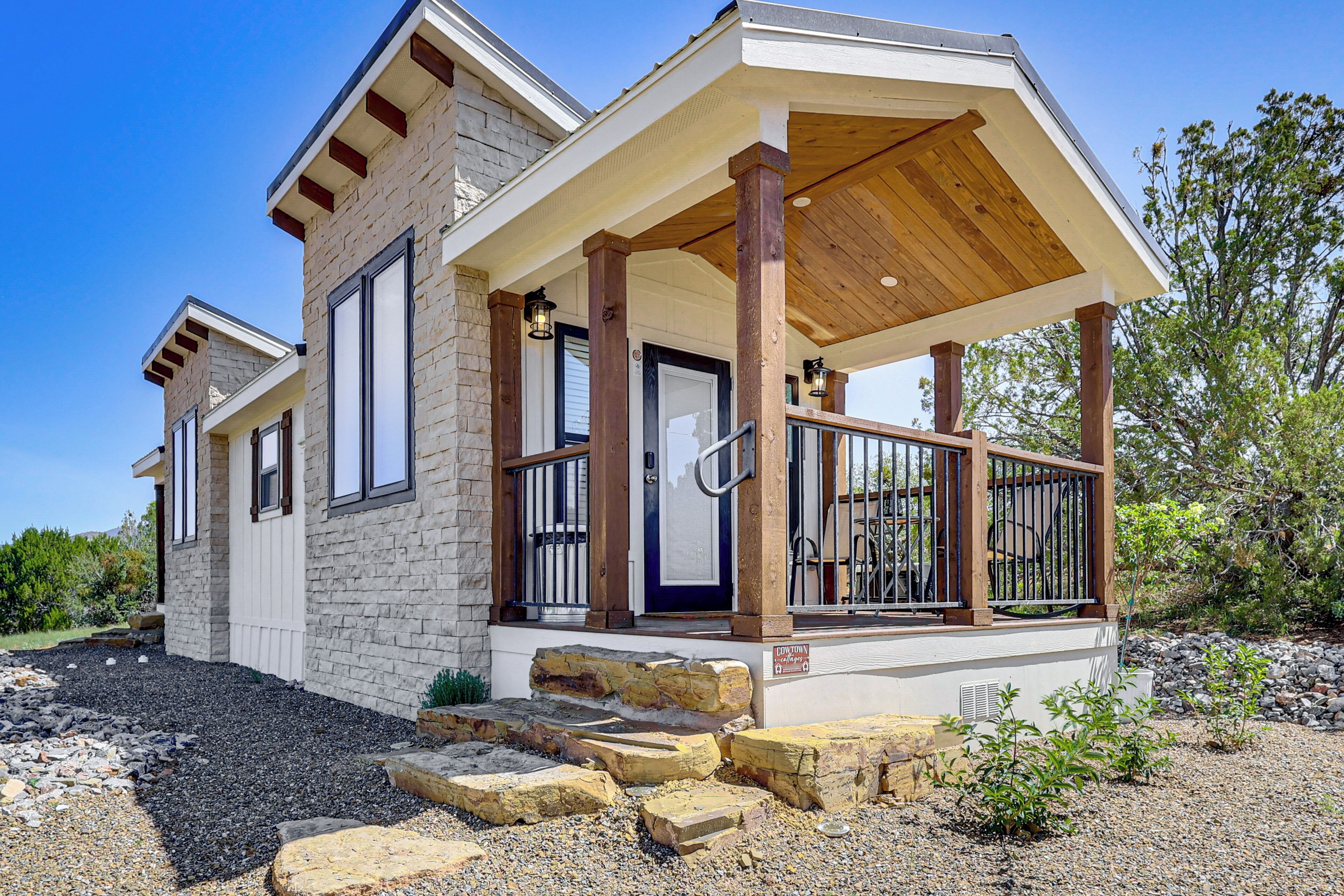 House (1 Bedroom) | Front of property