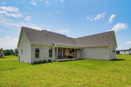 Near Redstone Arsenal! Backyard Bbqs & Family Fun