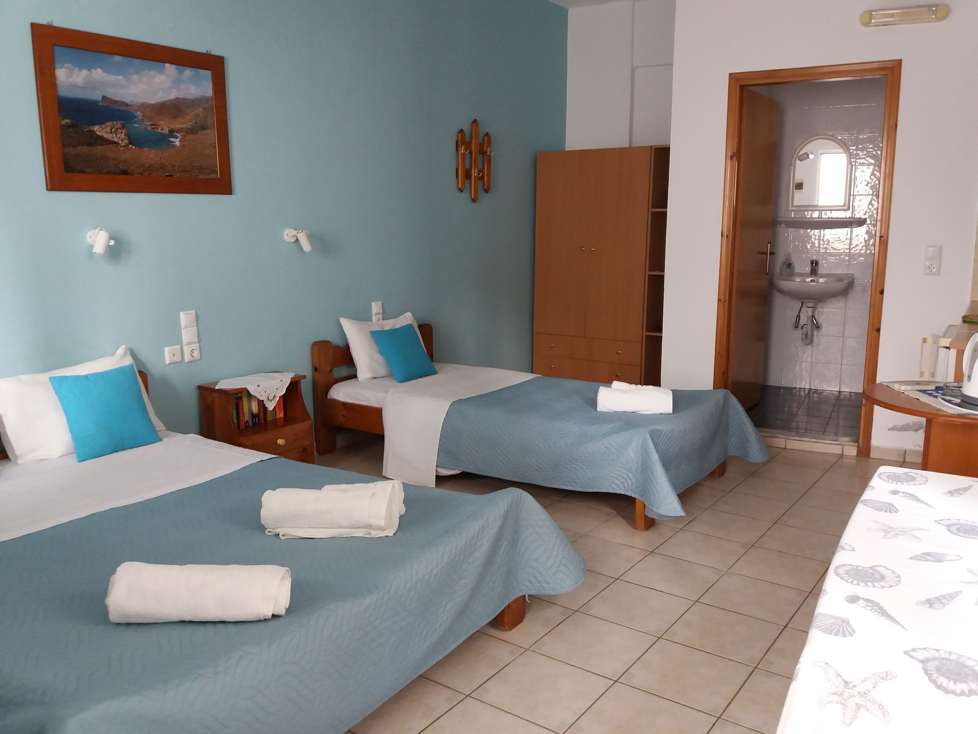 Kamar Triple Comfort, balkon, pemandangan laut | Wi-Fi gratis