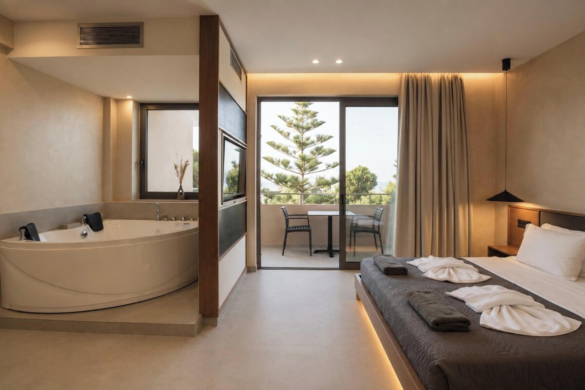 Superior Studio With Private Hot Tub | 私人 SPA  浴池