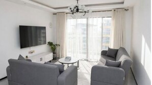 Smart TV - Luxury Two bedroom Apartment  in  kileleshwa (Nairobi)