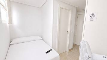 Habitación básica doble | Wifi gratis