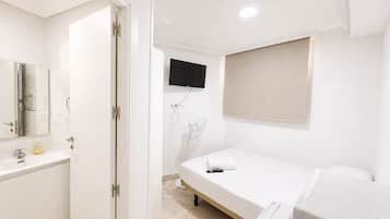 Basic Double Room | Bathroom | Shower, towels, soap, shampoo