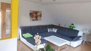 Living area - Adorable 1-bedroom apartment in Brod 11 perfect for relaxing stays. (Brod 11)