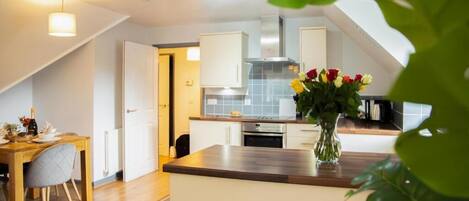 Apartment, 1 Bedroom, Non Smoking | Private kitchen