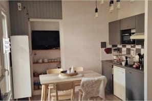 Dining - Vrbo Property (Corse-du-Sud)