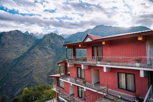 Aaryam Resort Auli
