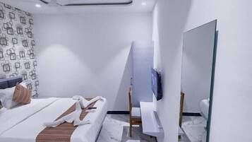 Double Room | Soundproofing, WiFi (free)