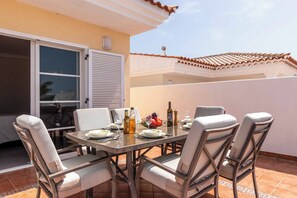 Outdoor dining - Tiffany 16 - Three Bedroom Villa, Sleeps 6 (Callao Salvaje)