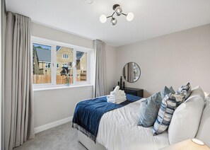 Room - Beautiful modern flat, opposite Ascot Racecourse - Pass the Keys (Ascot)