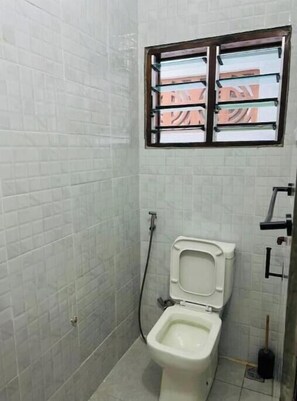Bathroom - Casa Yangu | Private 2-Bedroom Villa with Pool in Watamu (Watamu)
