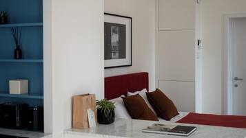 Standard Studio, City View | Interior