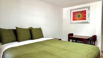 Basic Single Room | WiFi (free)
