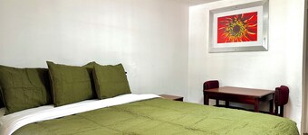 skyland motel