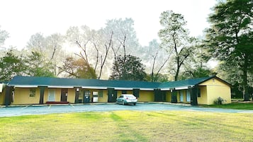 Basic Single Room | Exterior
