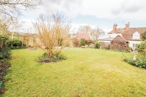 Exterior - Delightful Period Cottage 225 Oak Road (Rivenhall)