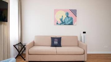 Standard Studio | Living area