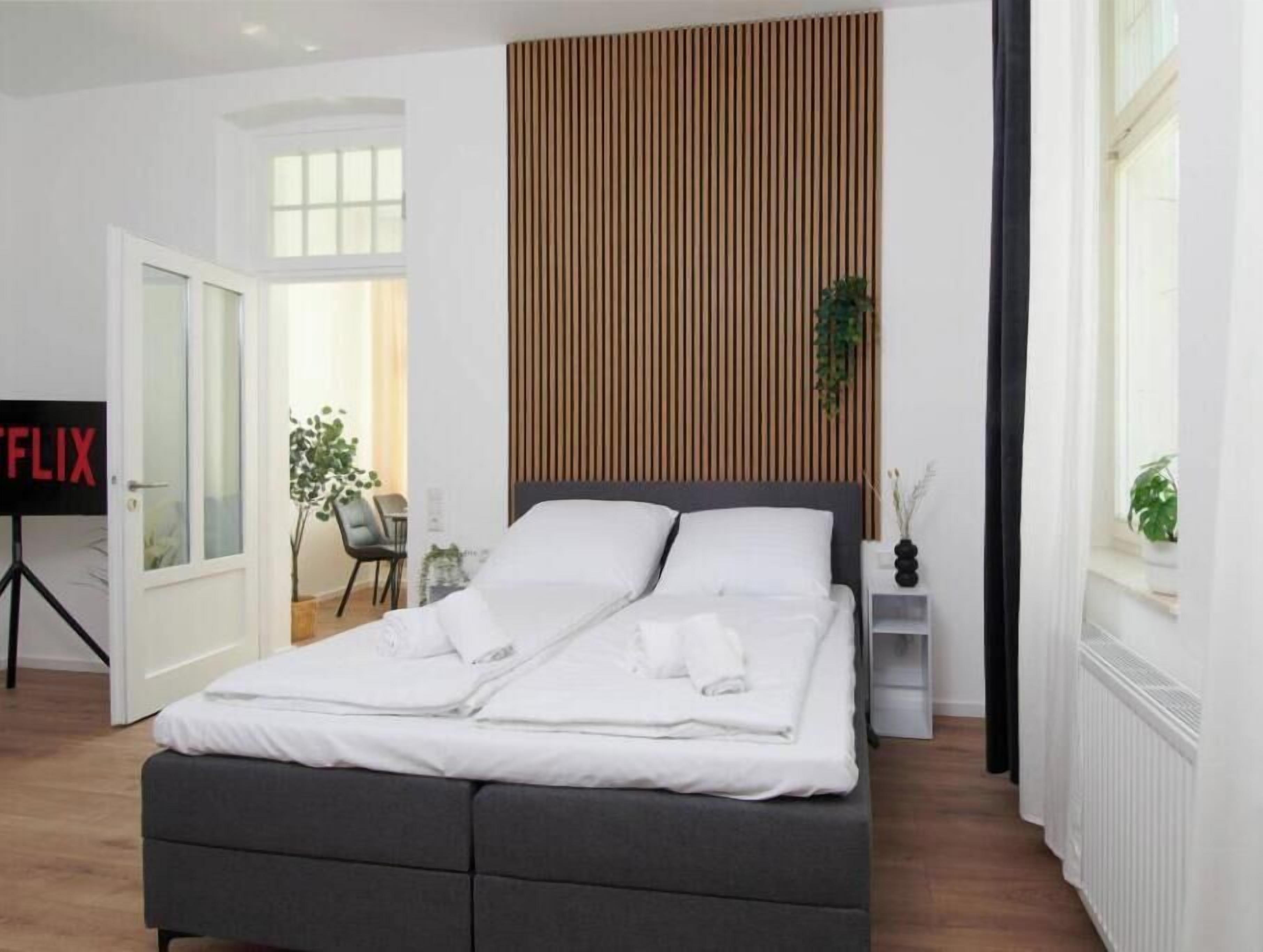 1 Schlafzimmer, Reisekinderbett, kostenloses WLAN, Bettwäsche