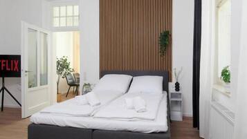 1 Schlafzimmer, Reisekinderbett, kostenloses WLAN, Bettwäsche