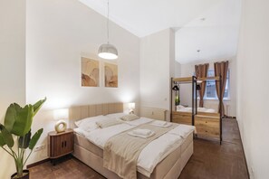 Room - Designer Apartment in a Prime Location in Berlin (Berlin)