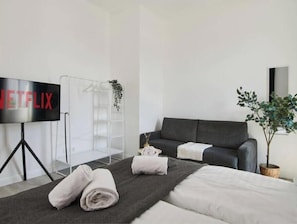 1 Schlafzimmer, Reisekinderbett, kostenloses WLAN, Bettwäsche