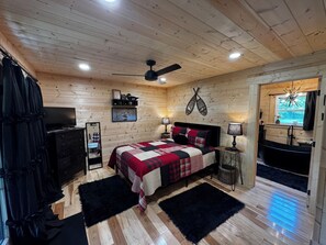 4 Schlafzimmer, Schreibtisch, Bügeleisen/Bügelbrett, kostenloses WLAN