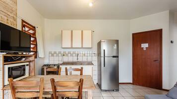Basic Apartment | Private kitchen