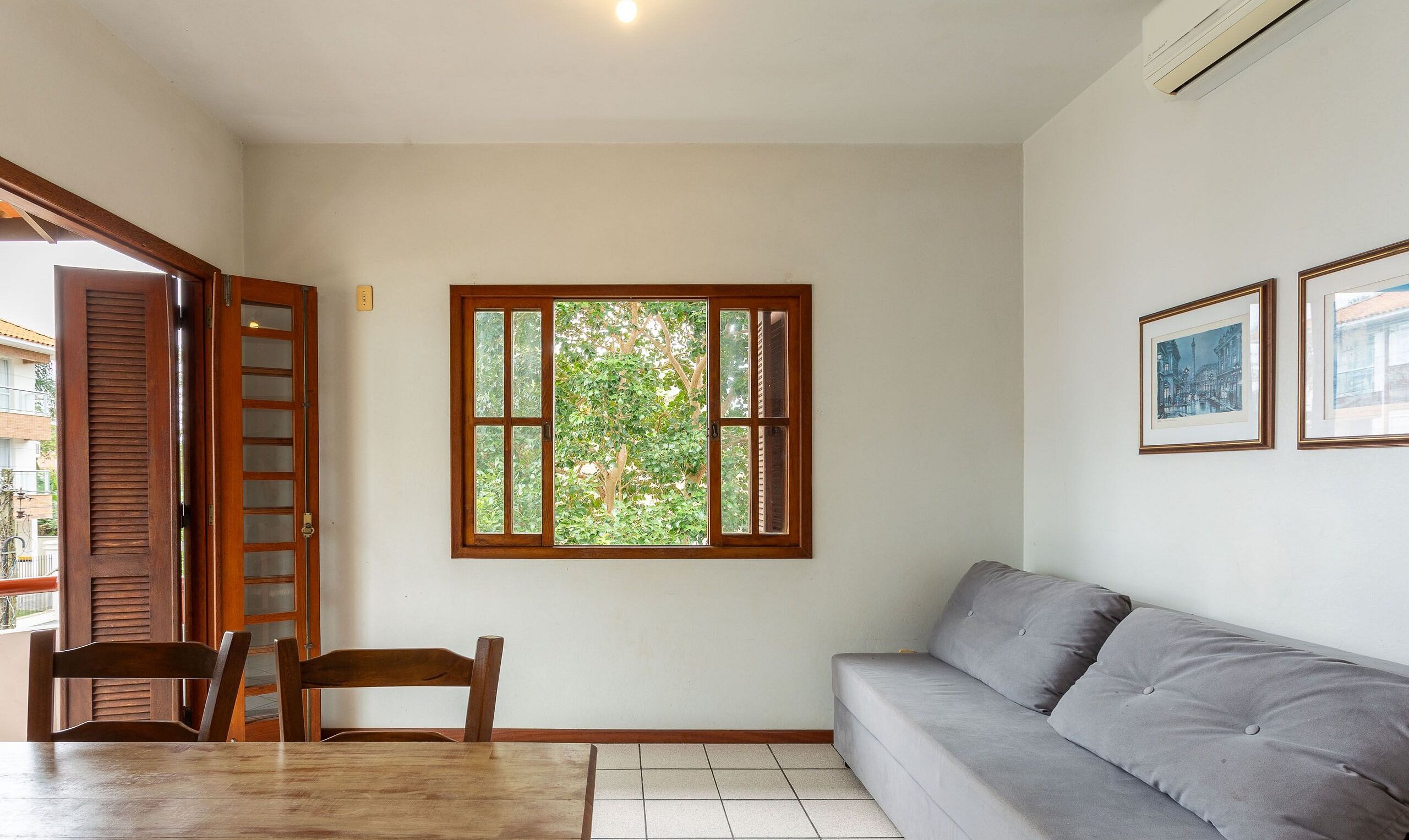 Basic Apartment | Living area | 40-inch TV with digital channels