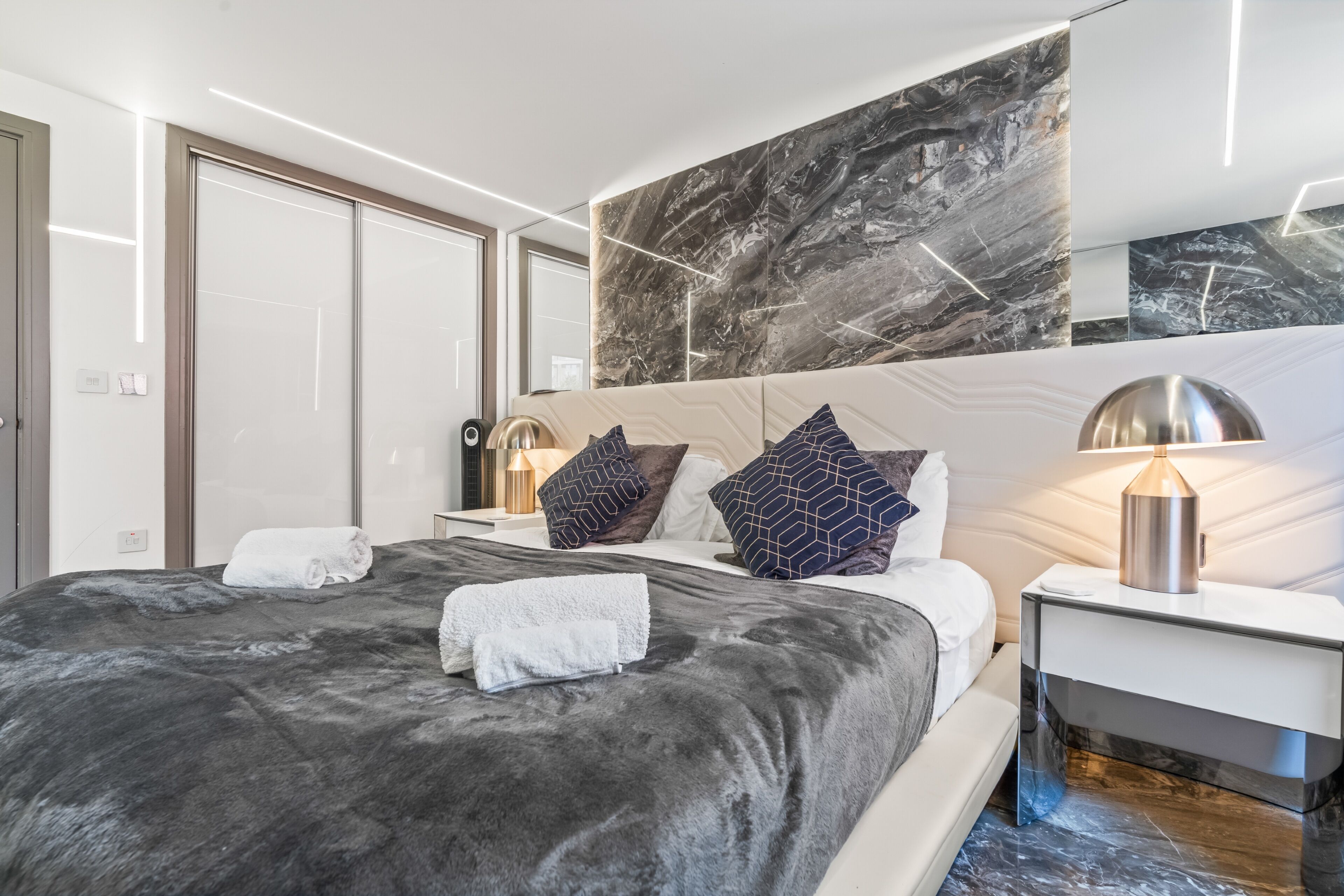 1 bedroom, iron/ironing board, WiFi (free), bed sheets