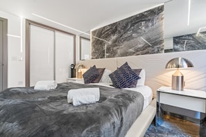 1 chambre, fer et planche à repasser, Wi-Fi gratuit, draps fournis