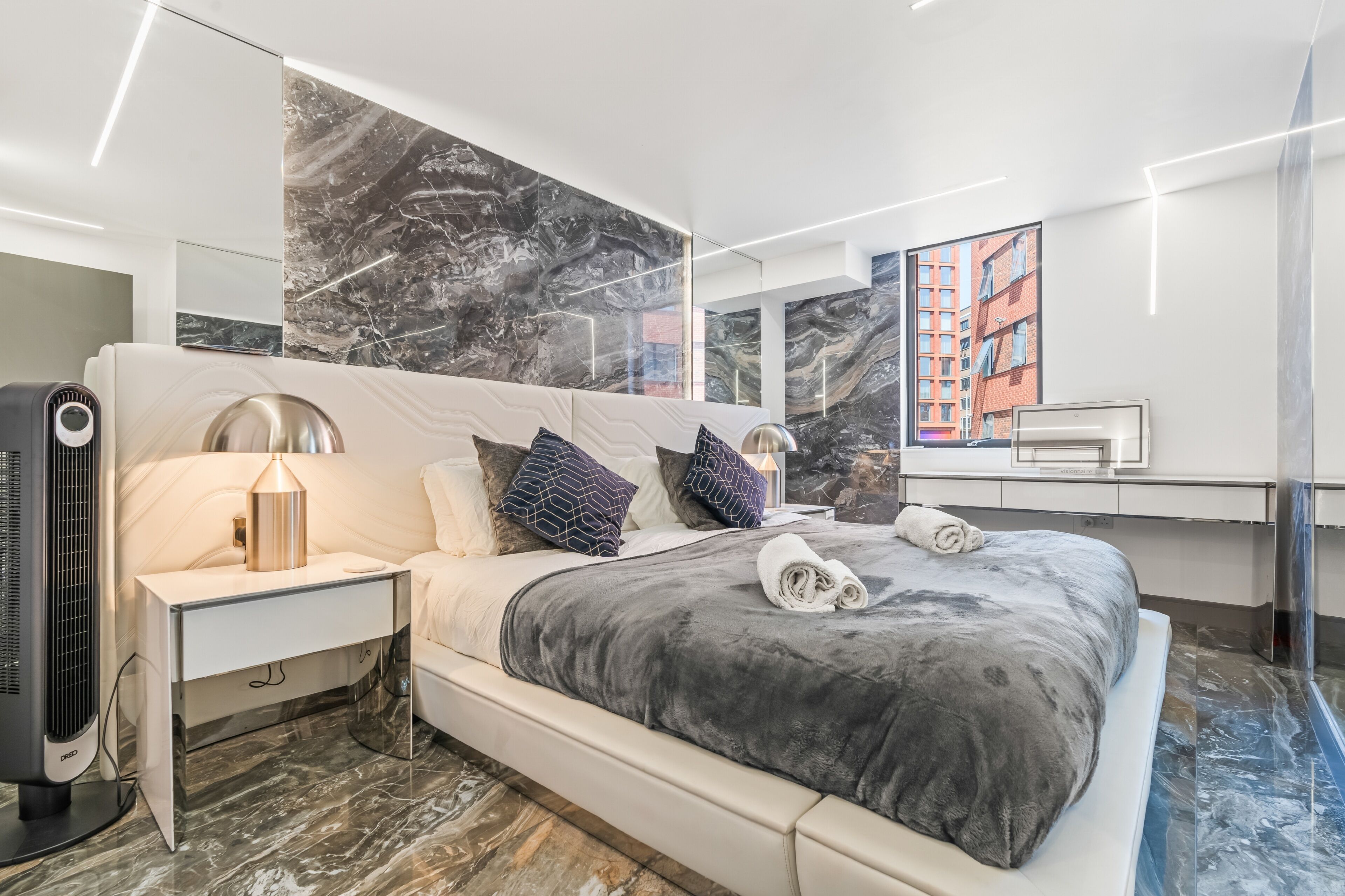 1 bedroom, iron/ironing board, WiFi (free), bed sheets