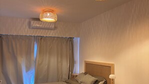 1 bedroom, WiFi, bed sheets