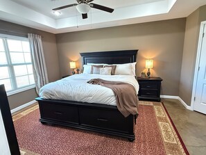 3 Schlafzimmer, Bügeleisen/Bügelbrett, WLAN, Bettwäsche