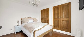 Berry Lodge I 5 Bed House Sleeps 10 -hot Tub -spa